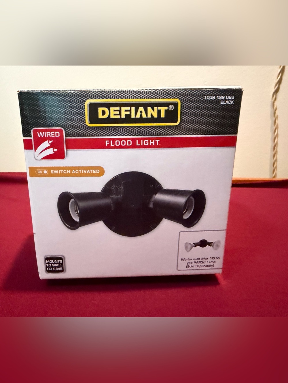 Defiant Black Dual-Head Flood Light
